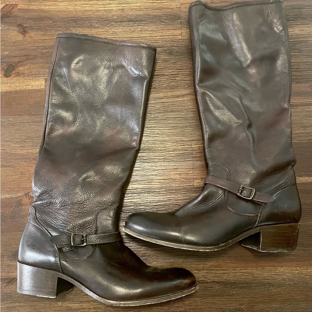 Frye Rich Brown Leather Heeled Boots